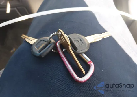 1997 Honda Cr-V z USA, uszkodzony, nr VIN JHLRD185XVC034523